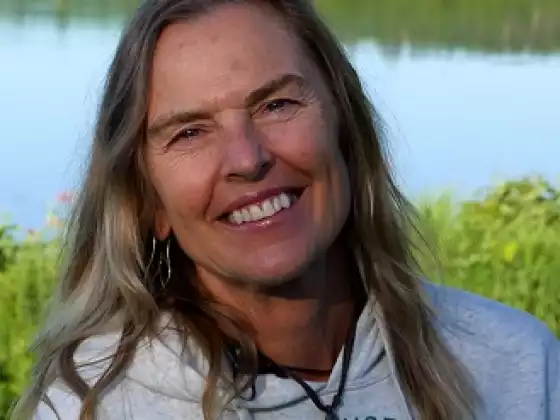 Donna Davidge,
Health & Wellness
Expert at Soulful Summit 2023: 내면의 여정, 시작하세요!