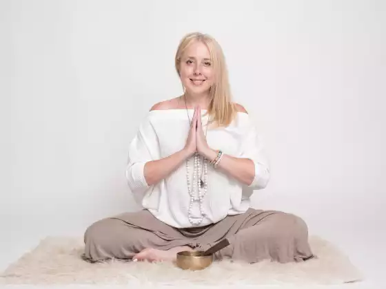 Kim Chestney,
Health & Wellness, Spirituality
Expert at Soulful Summit 2023: 내면의 여정, 시작하세요!
