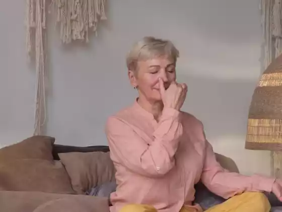 Harmoni Dilepaskan: Yoga (Pranayama) dan Reiki Fusion
